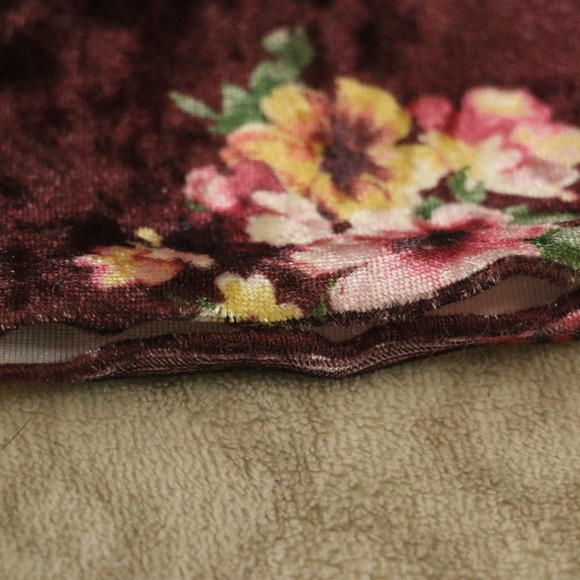 Planet Gold Juniors' Velvet Velour Mock-Neck Top - Picture 4 of 8